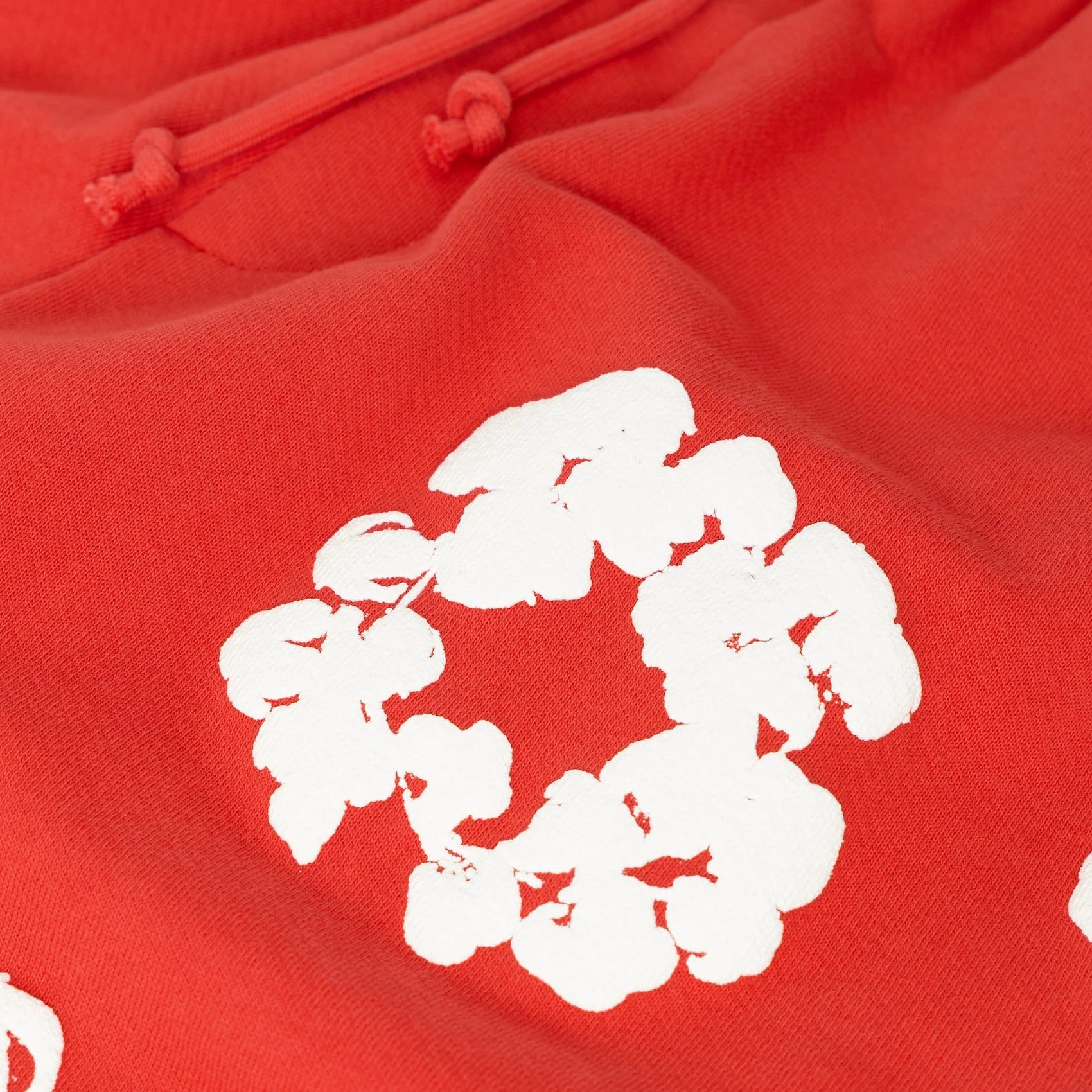 The Cotton Wreath Shorts Red
