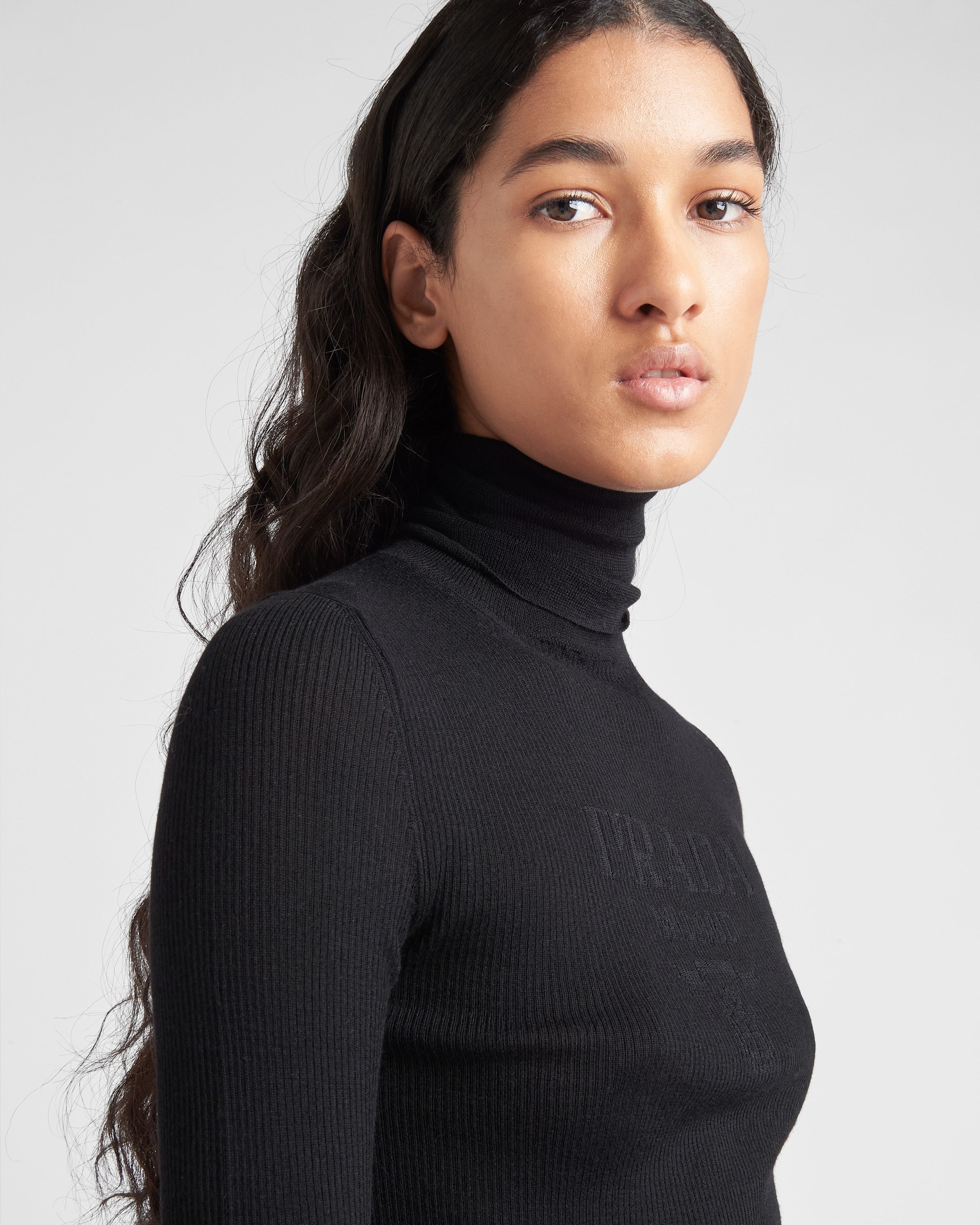 Superfine wool turtleneck sweater Black