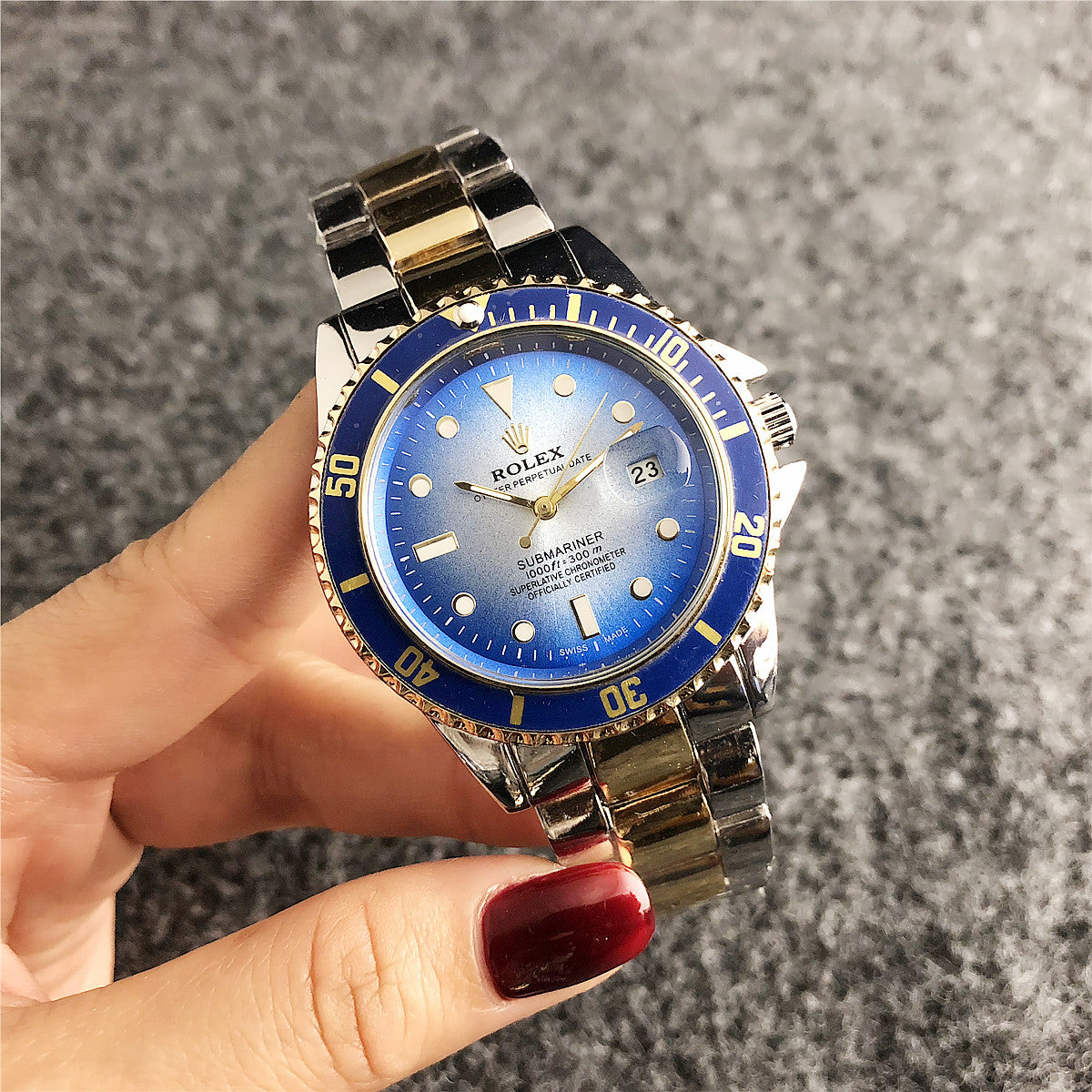 Rolex Submariner 40mm Blue Dial Golden Bracelet