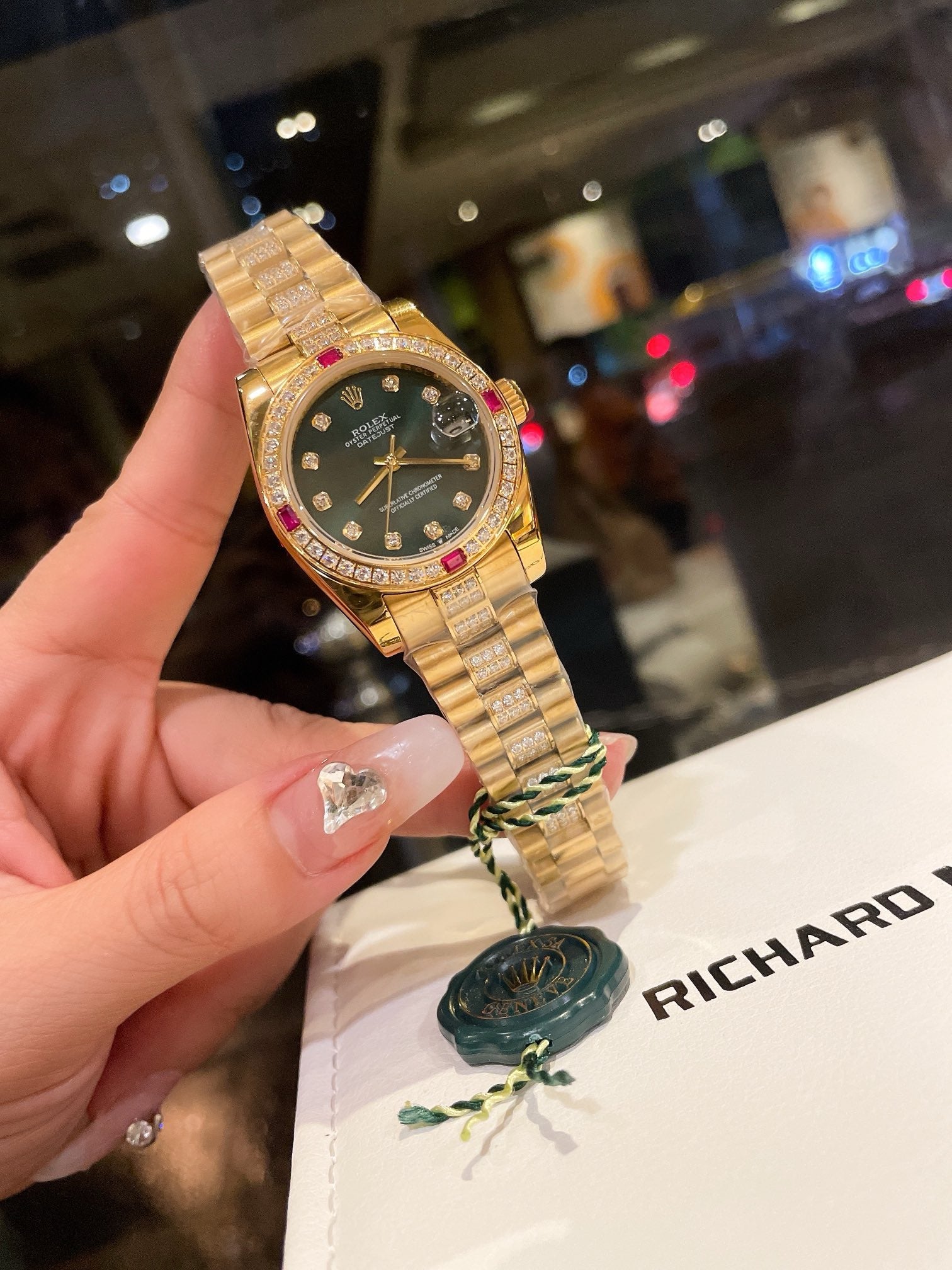 Rolex Datejust 31mm Green Dial Gold With Diamons