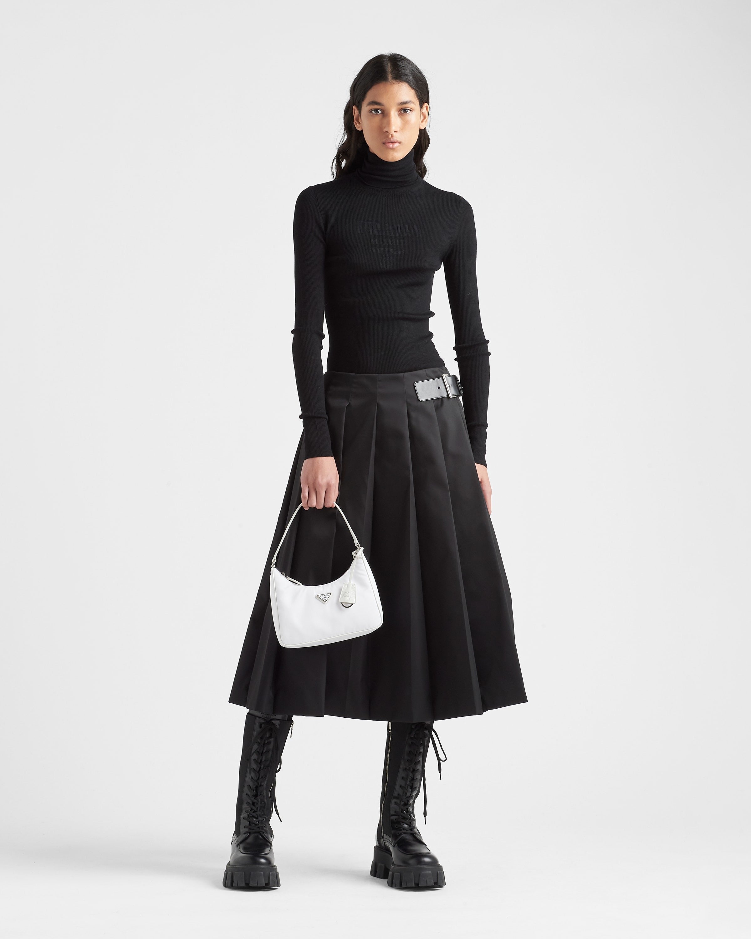 Superfine wool turtleneck sweater Black
