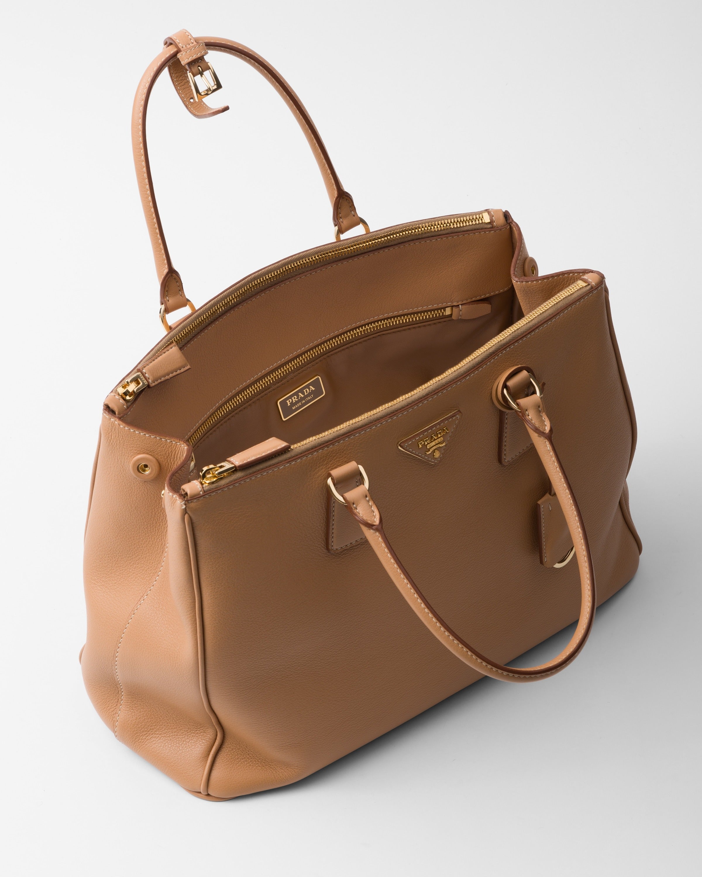 Large Prada Galleria leather bag Natural