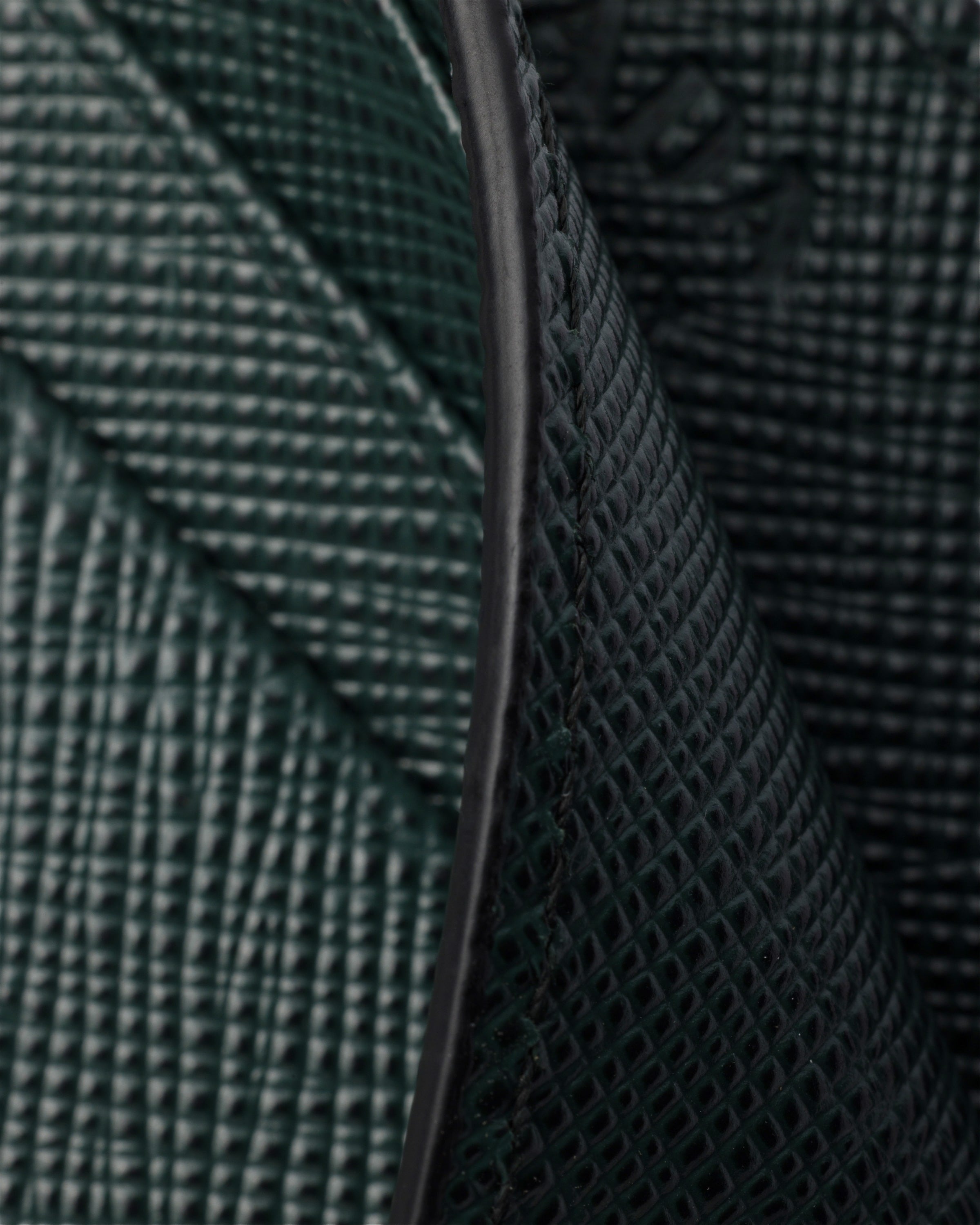 Saffiano Leather Card Holder Emerald Green
