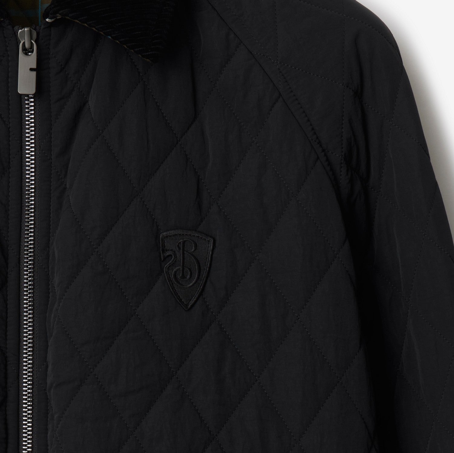 Quilted Nylon Jacket - Black/snug