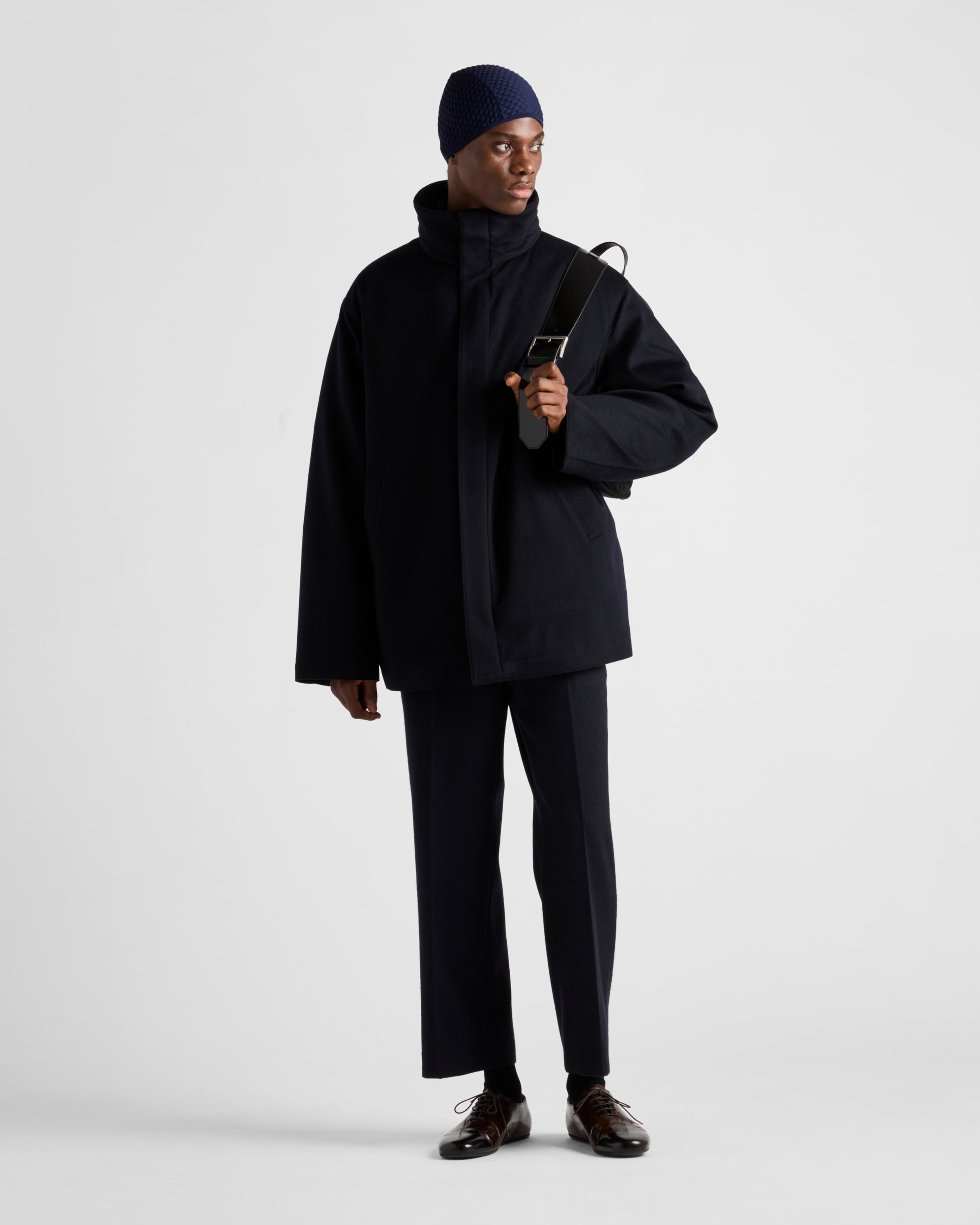 Medium-weight cashmere down jacket Navy