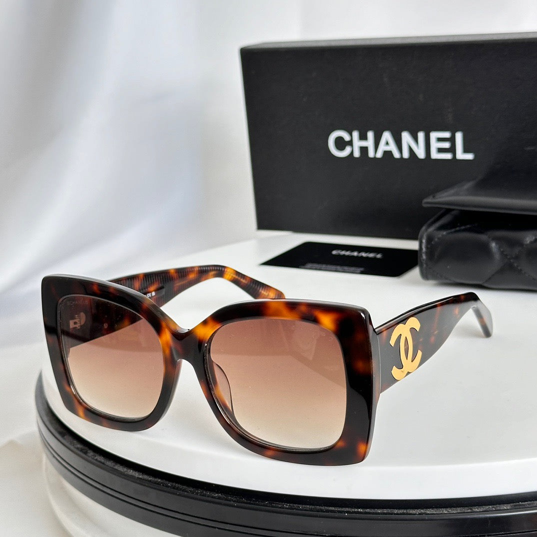 Chanel 5494