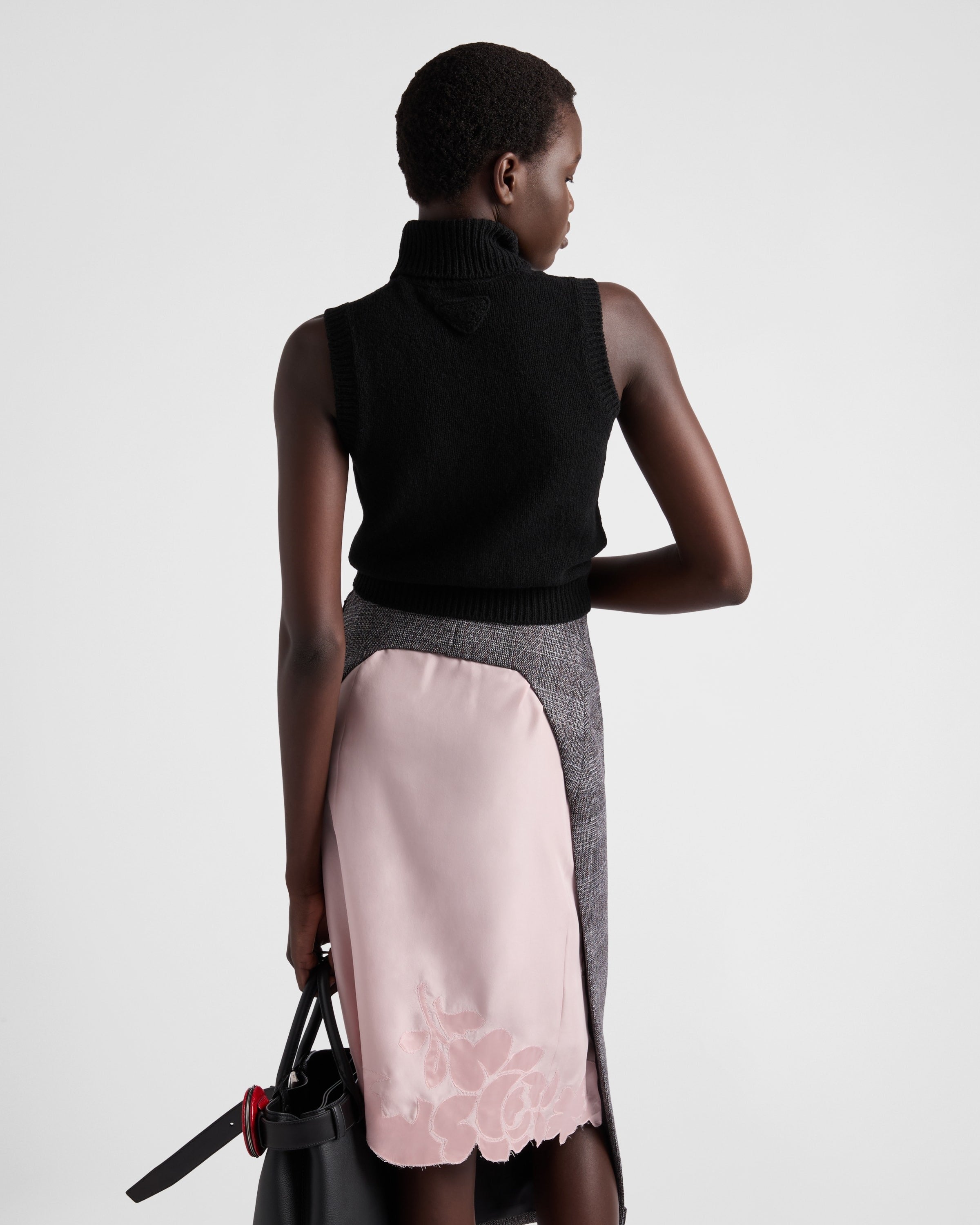 Cashmere turtleneck vest Black