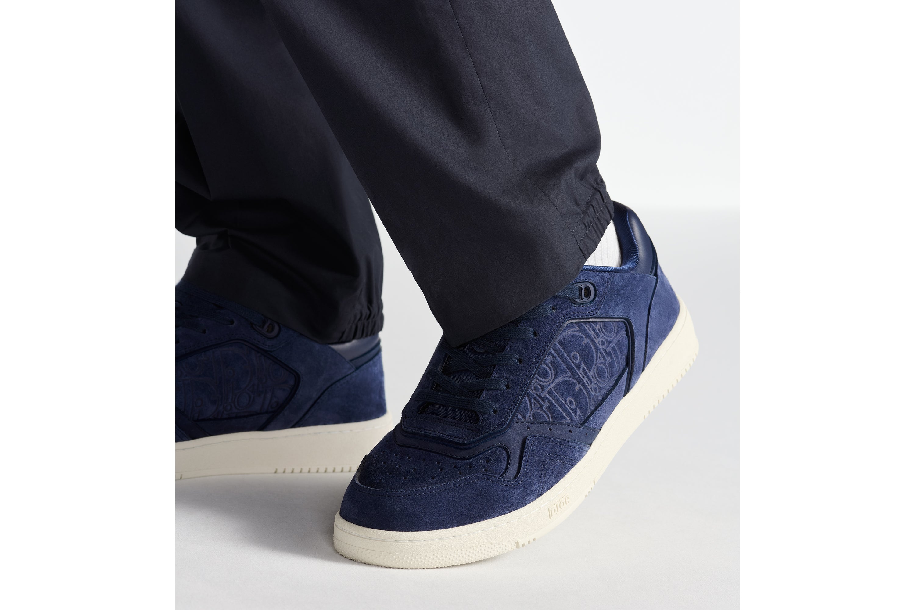 B27 Low-Top Sneaker - Navy Blue Suede and Navy Blue Dior Gravity Suede