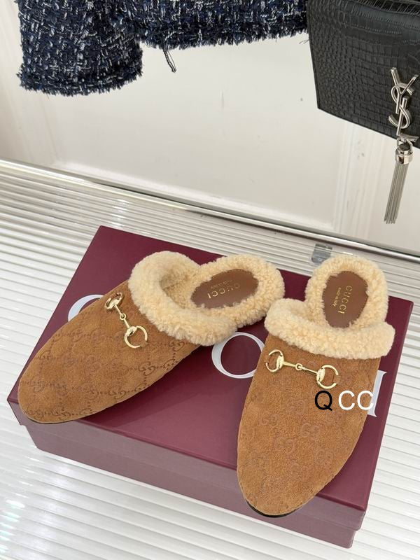 Gucci Slippers