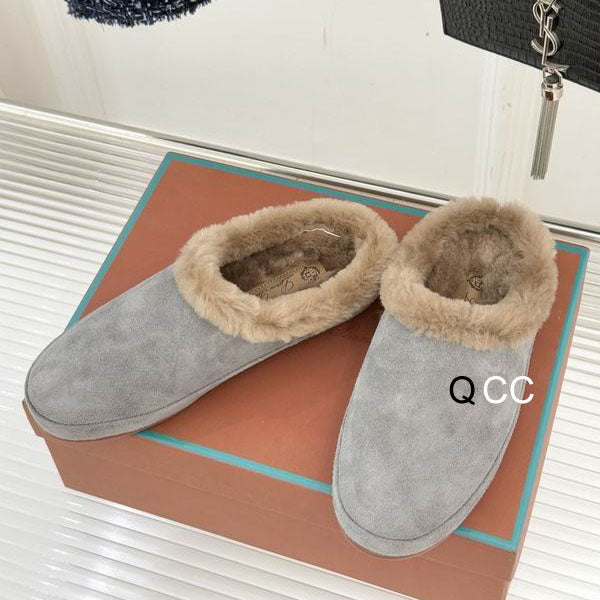 Loro Piana Slippers