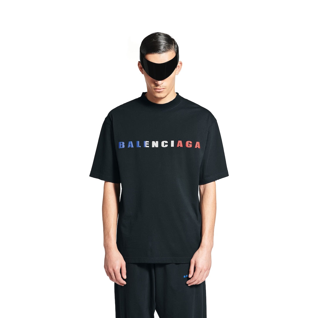 International T-shirt Medium Fit in Faded Black