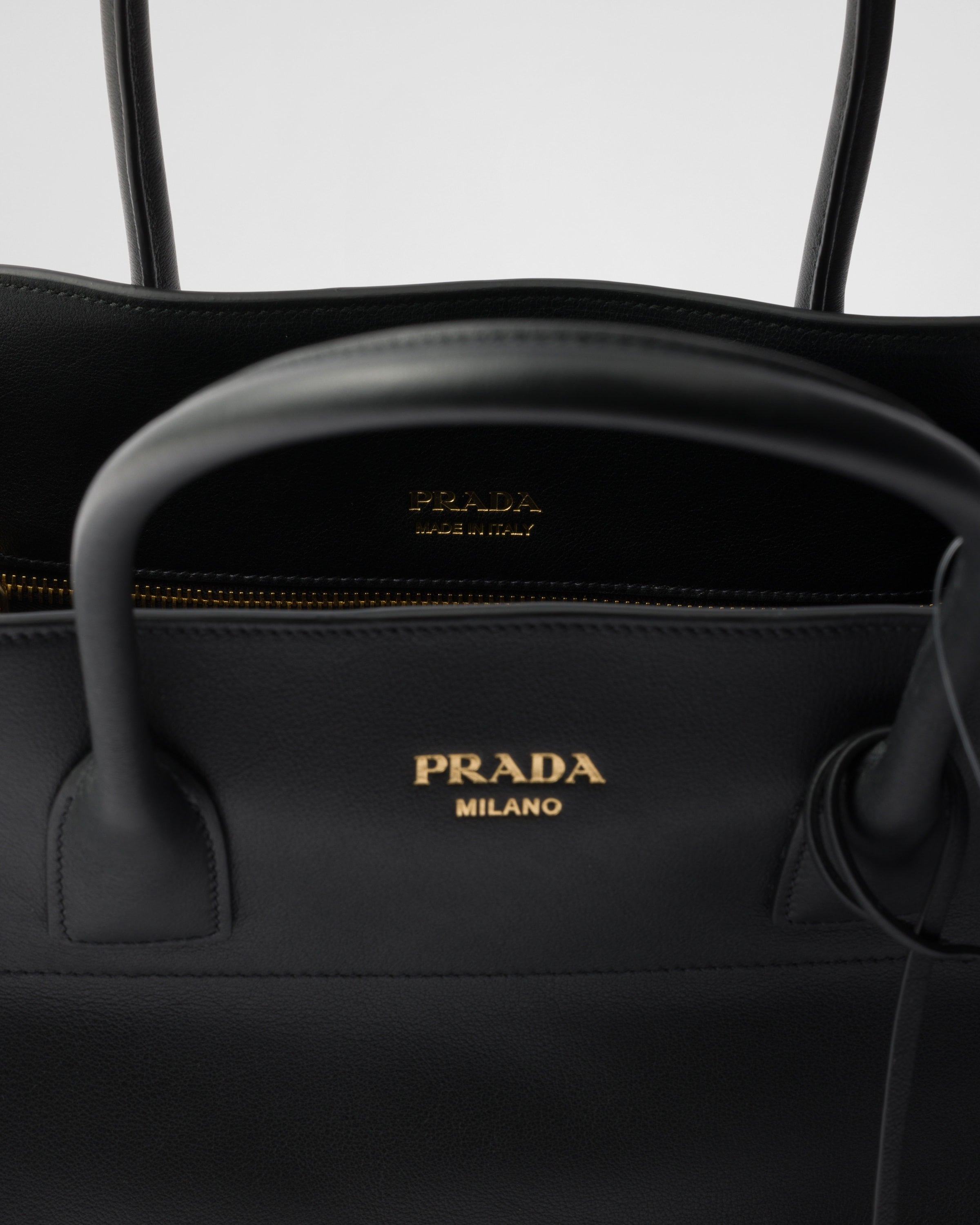 Large leather tote bag Black