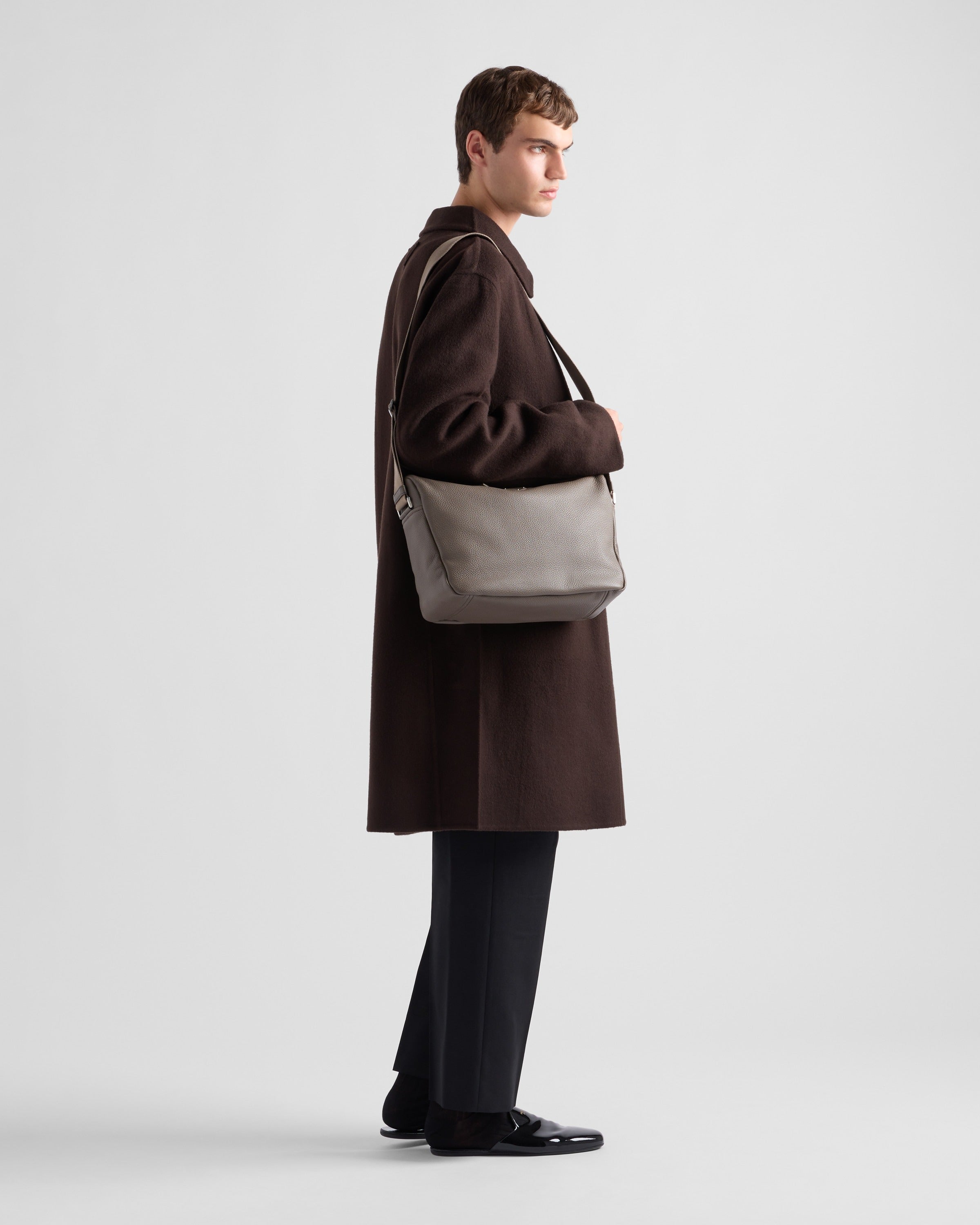 Medium leather shoulder bag Bamboo Gray