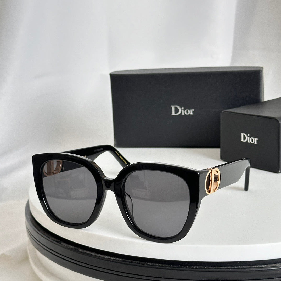 Dior 30Montaigne S10F