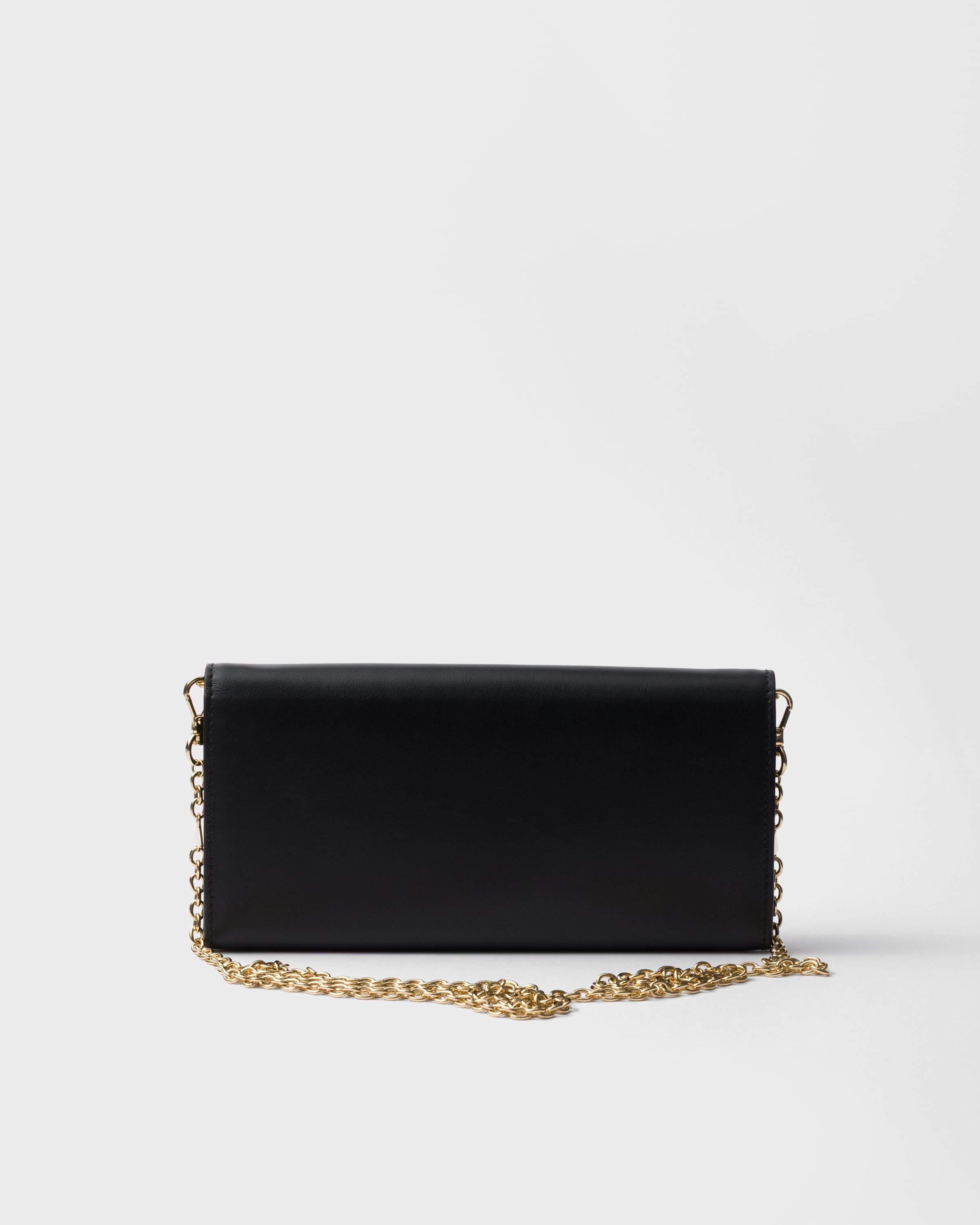 Leather wallet with chain shoulder strap Black