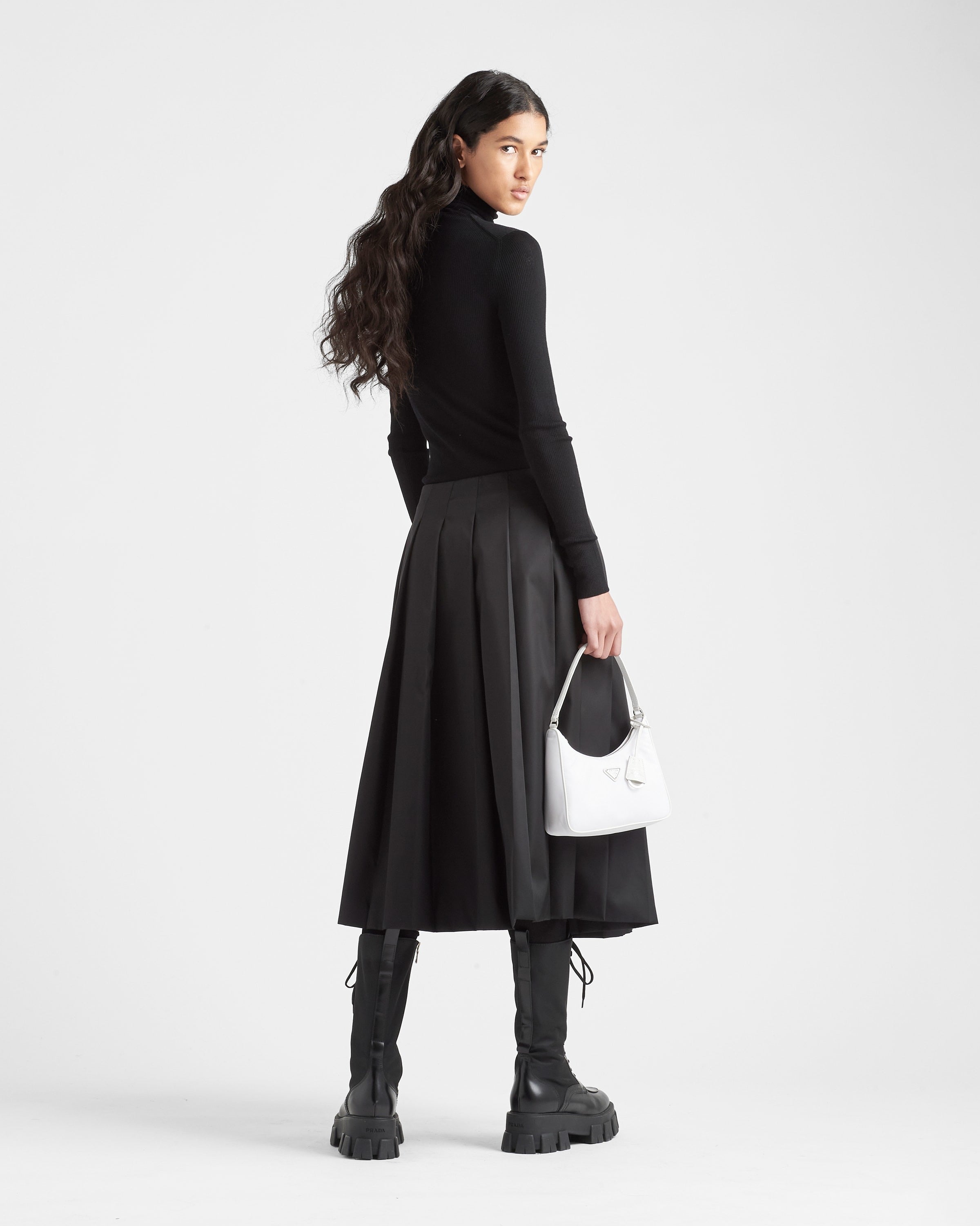 Superfine wool turtleneck sweater Black
