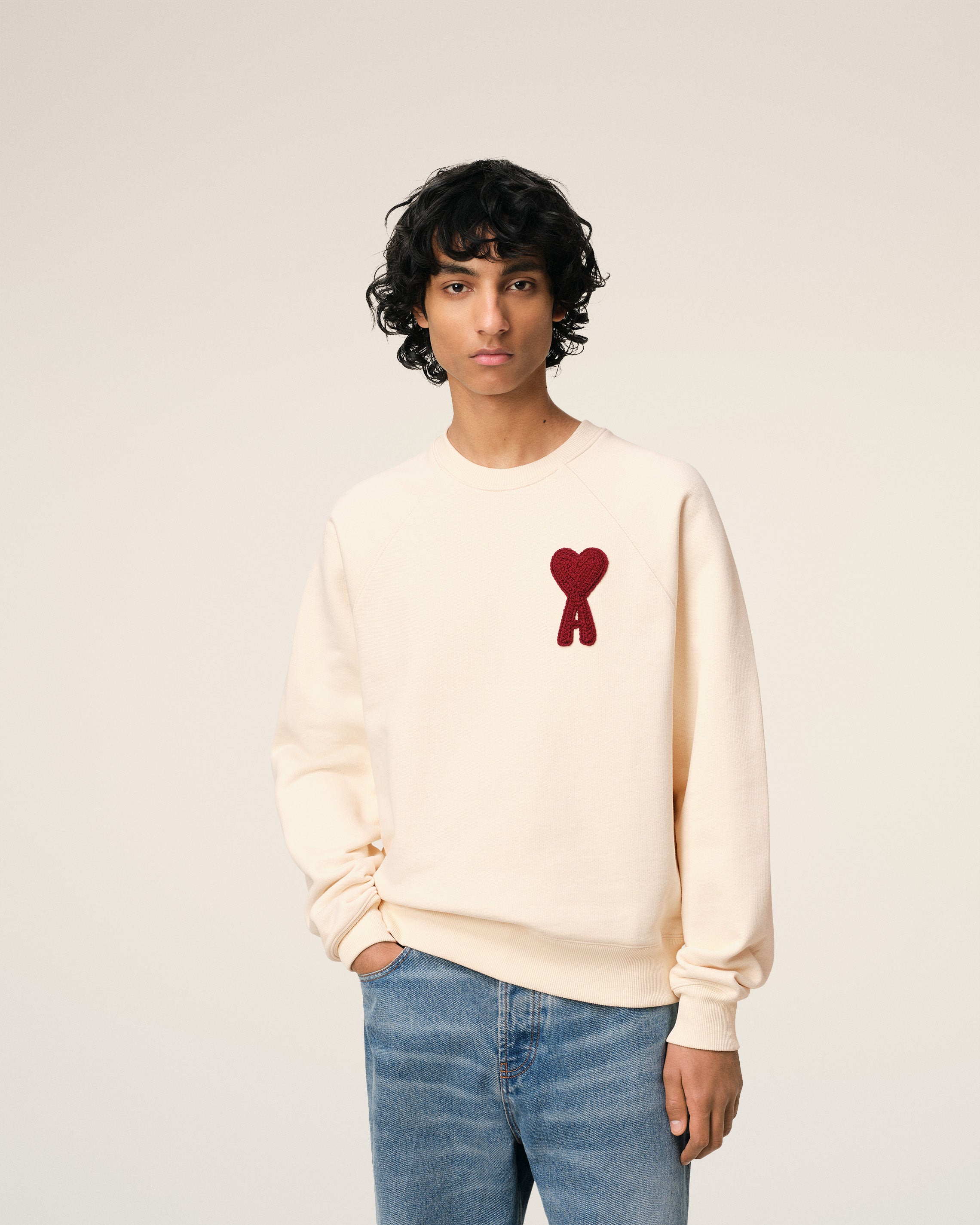 BEIGE COTTON AMI DE COEUR PATCH SWEATSHIRT WHITE CREAM