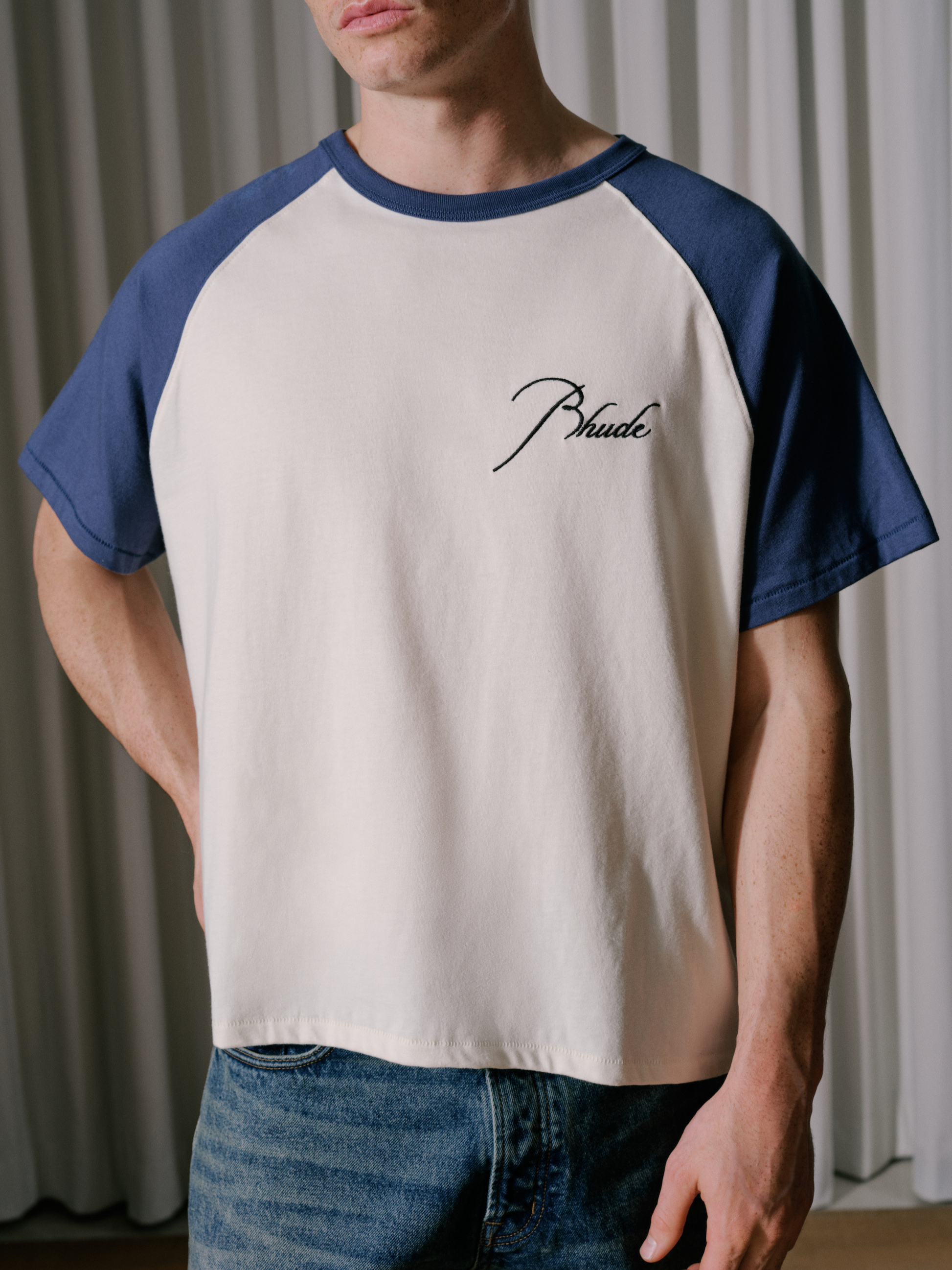 RAGLAN LOGO TEE - VTG WHITE / VTG MIDNIGHT BLUE