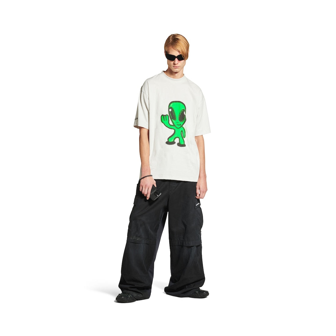 Hi There + Dripley T-shirt Medium Fit in Dirty White