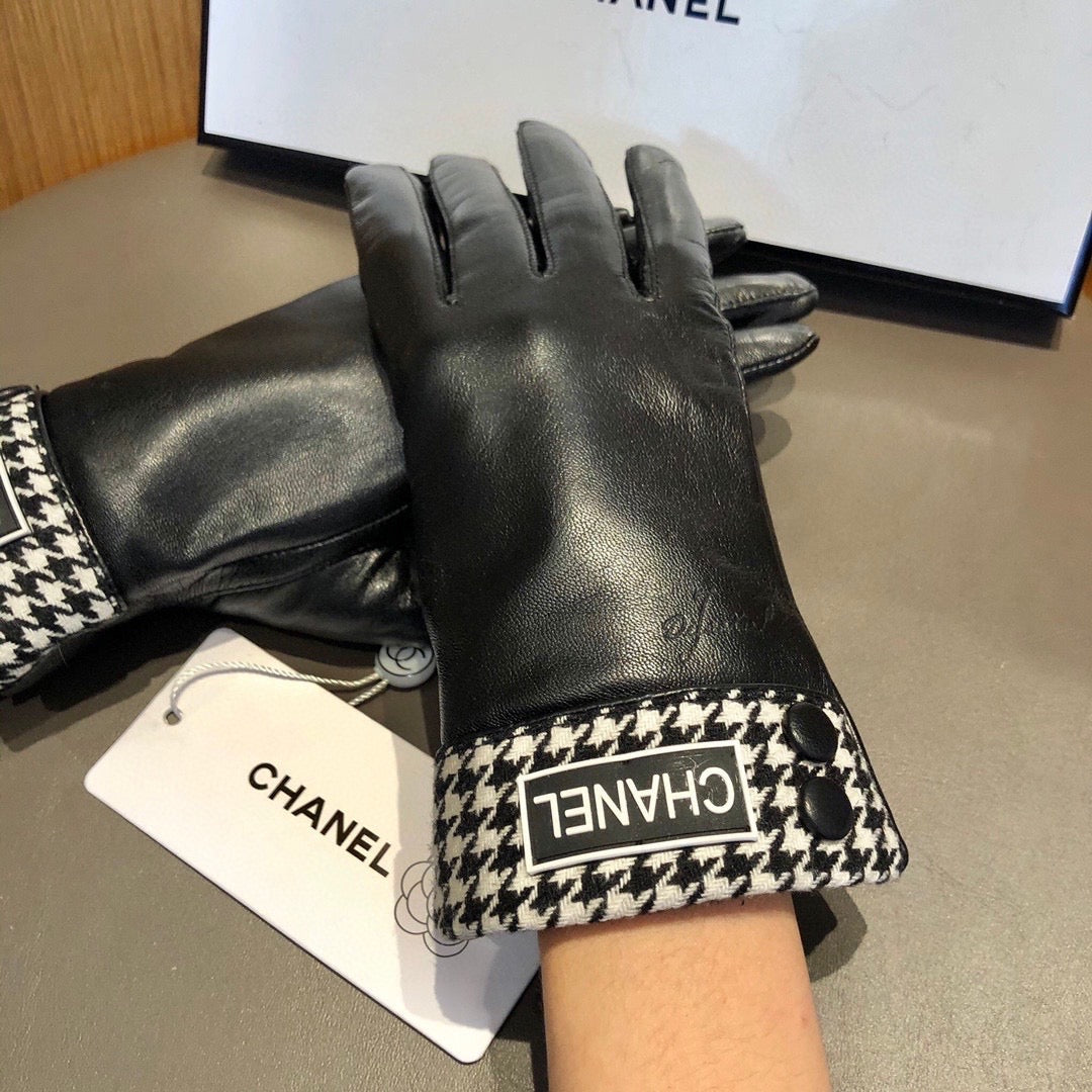 Louis Vuitton Gloves