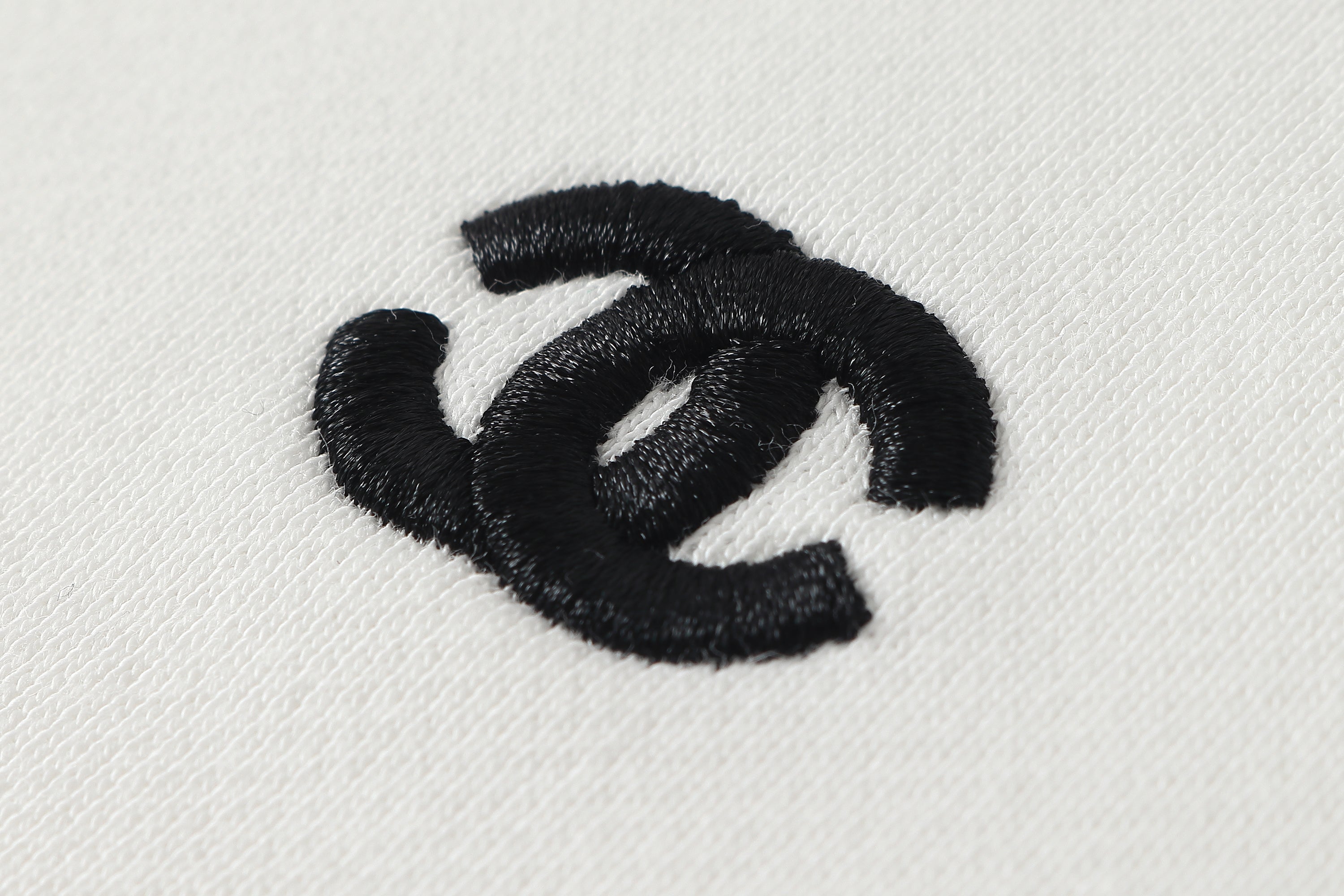 Chanel Sweatshirt