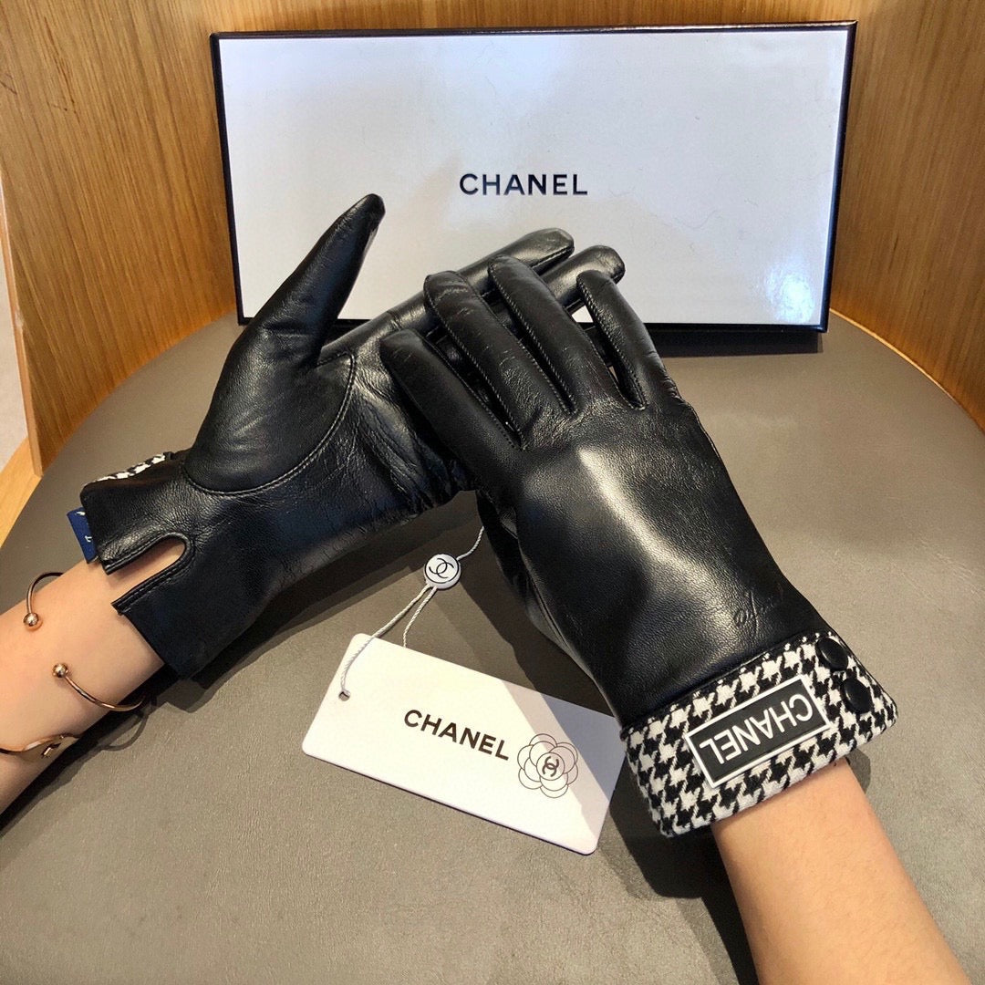 Louis Vuitton Gloves