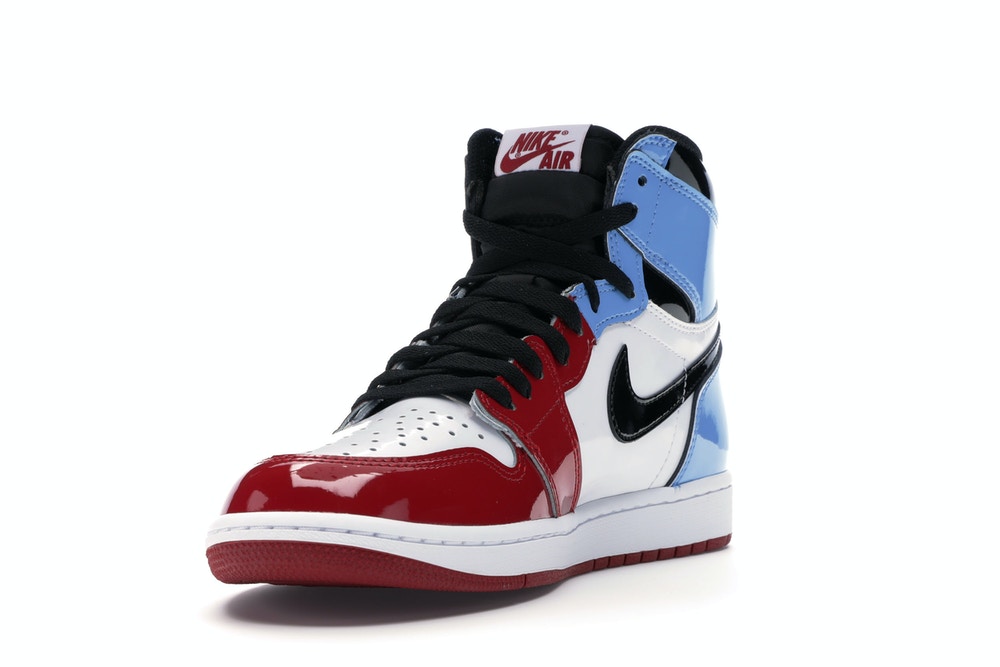 Air Jordan 1 Retro High Fearless UNC Chicago