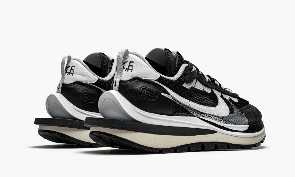 Nike VAPORWAFFLE SACAI - BLACK WHITE