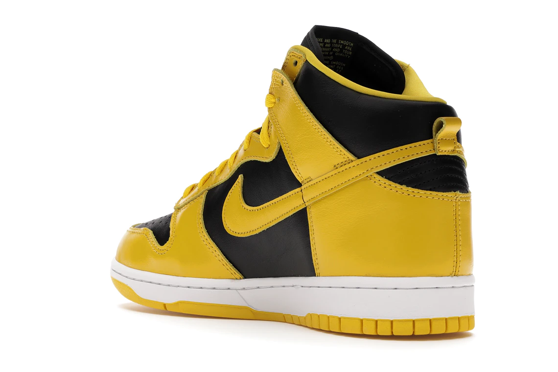 Nike Dunk High Varsity Maize