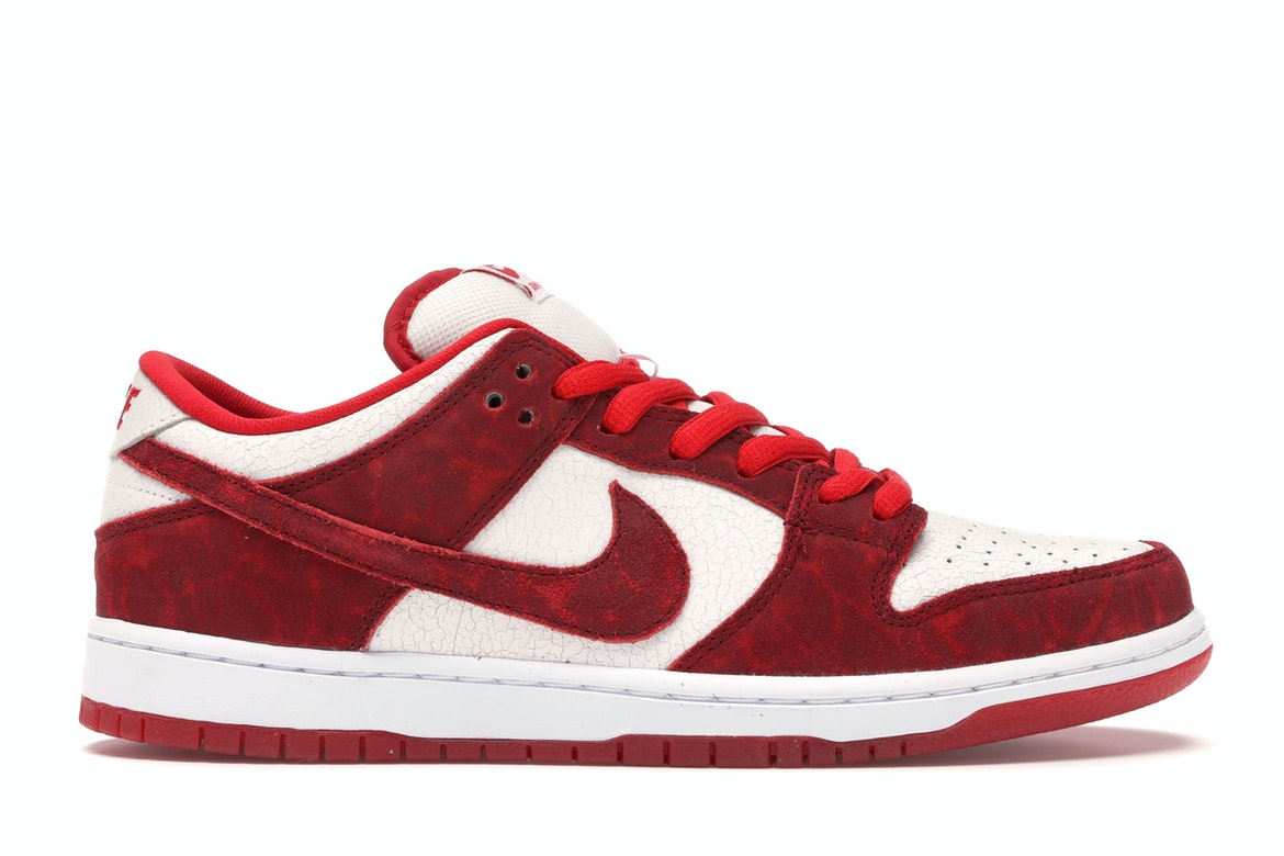 Nike Dunk SB Low Valentines Day