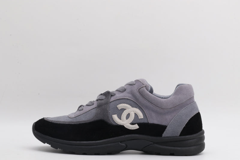 Chanel Chanel Low Top Trainer CC Grey
