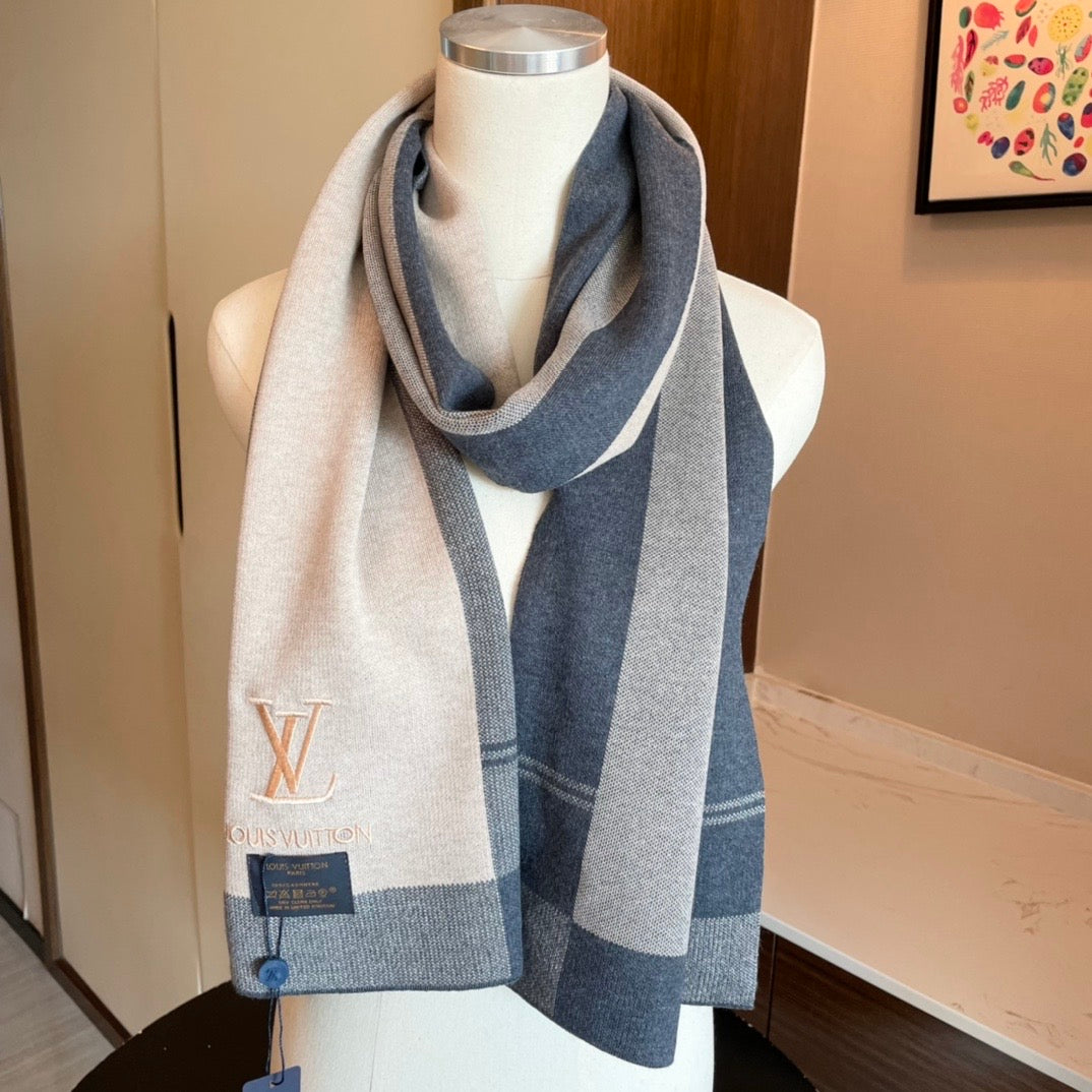 Louis Vuitton Scarf