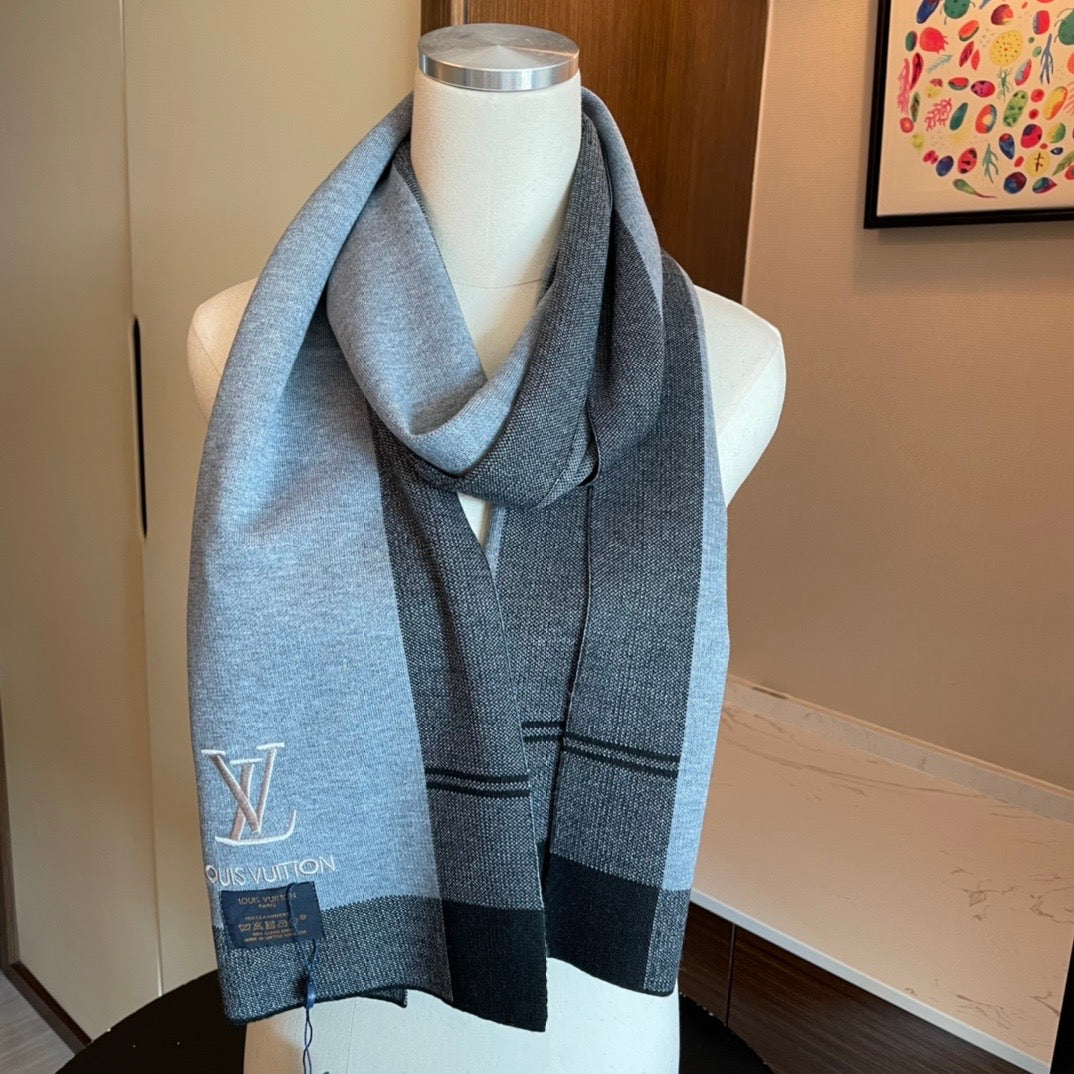 Louis Vuitton Scarf