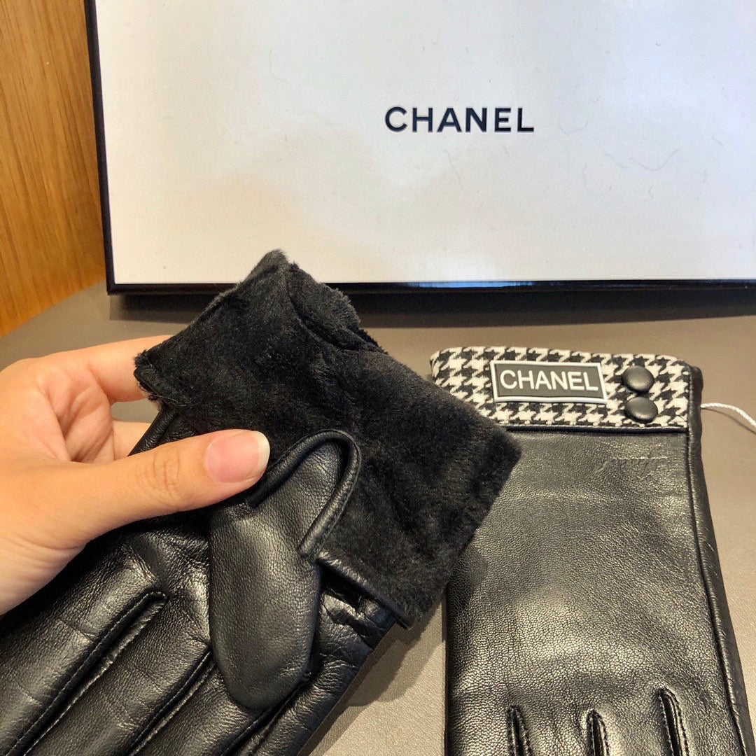 Louis Vuitton Gloves