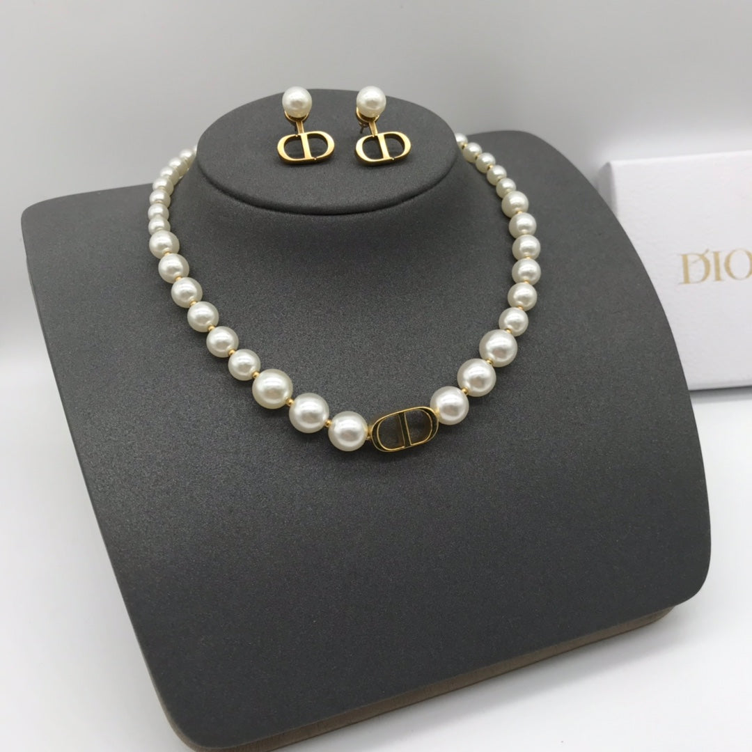 Dior Three pieces - Earrings, Necklace and Bracelet